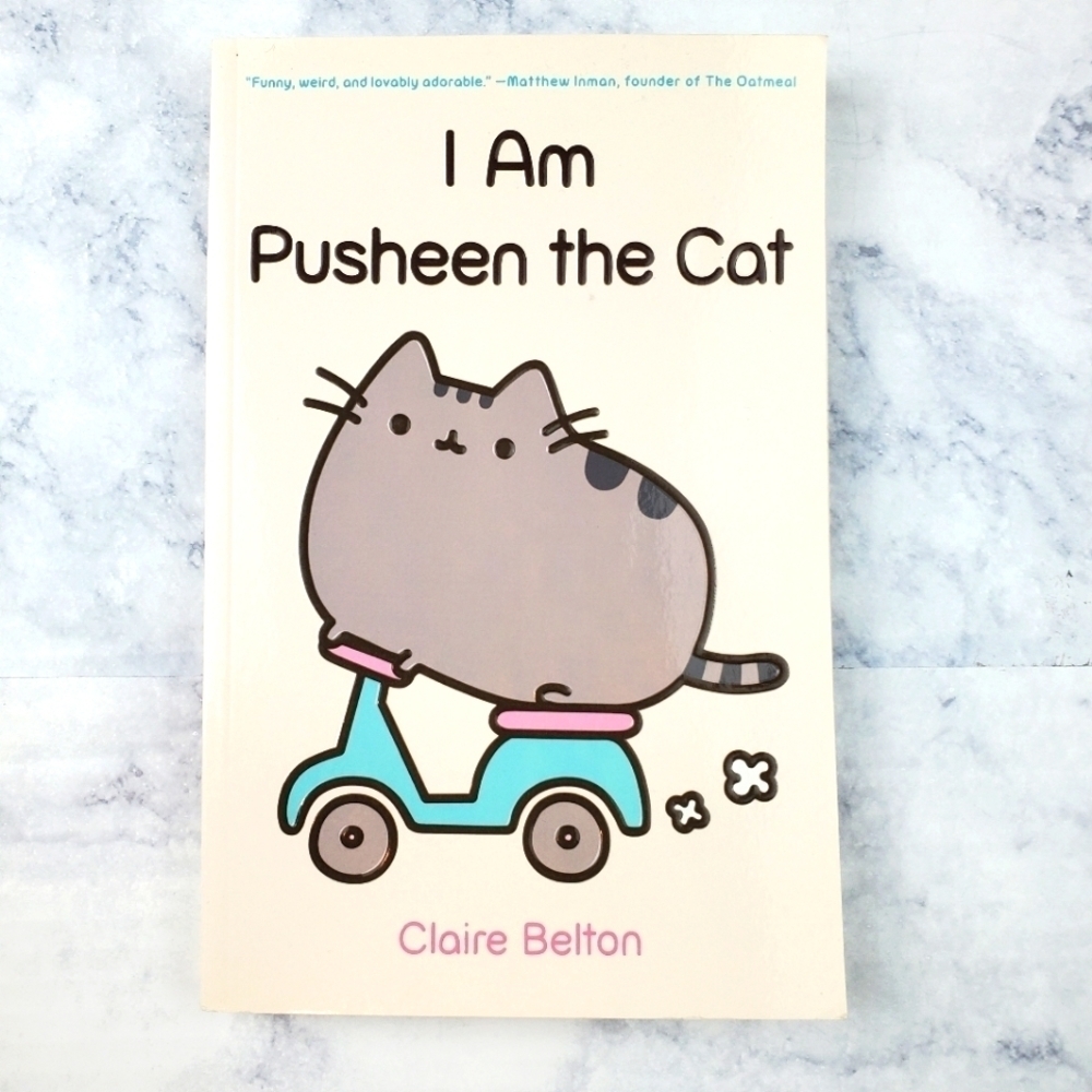 I Am Pusheen the Cat Book Paperback‎  by Claire Belton